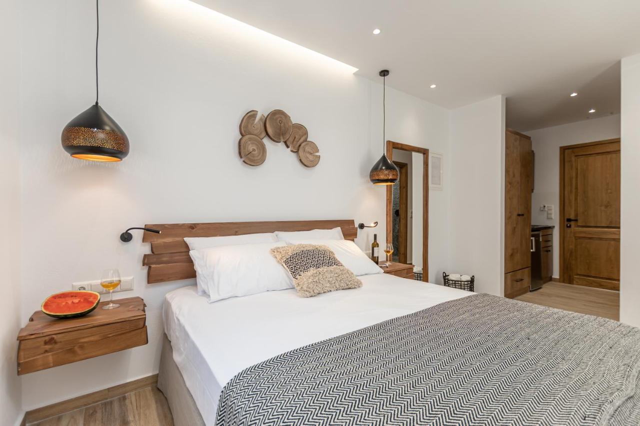 Galazia Boutique Apartments Naxos City エクステリア 写真
